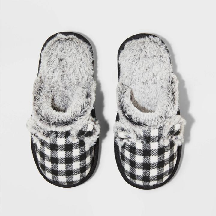 Boys' Family Sleep Youth Plaid Slippers - Wondershop Black