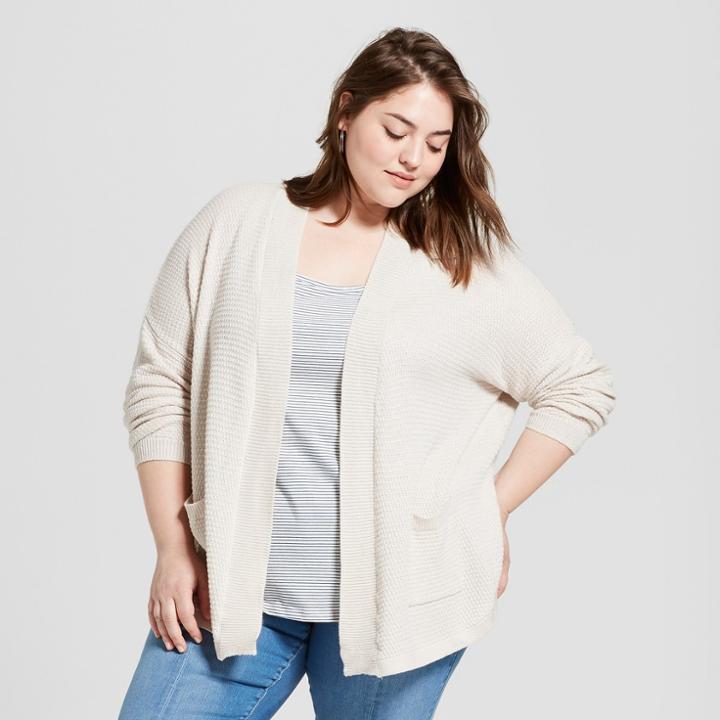 Women's Plus Size Curved Hem Cardigan - Universal Thread Cream (ivory)