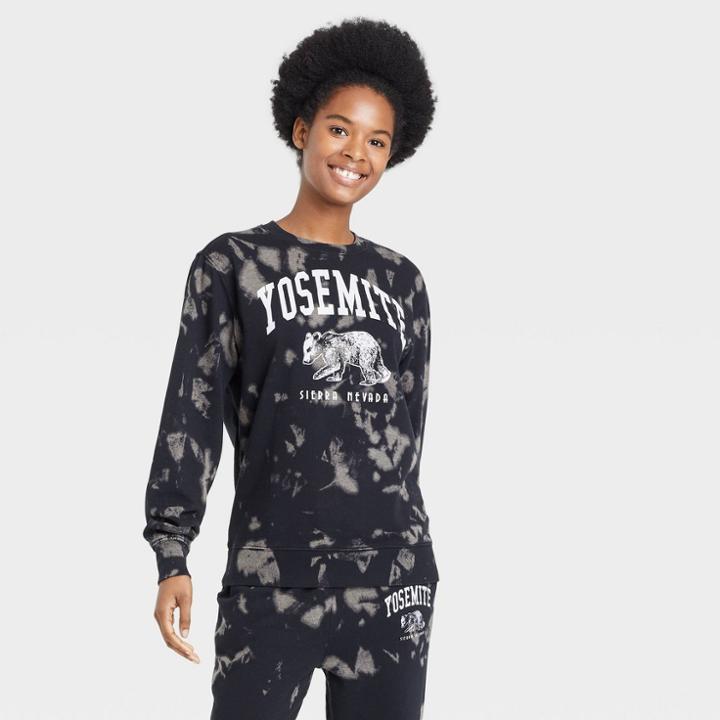 Mighty Fine Women's Yosemite Graphic Sweatshirt - Black Tie-dye