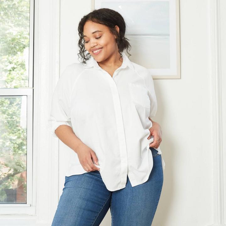 Women's Plus Size Long Sleeve Button-down Boyfriend Shirt - Universal Thread True White