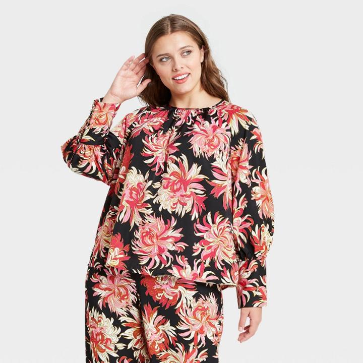 Women's Plus Size Floral Print Balloon Long Sleeve High Cuff Blouse - Who What Wear Black