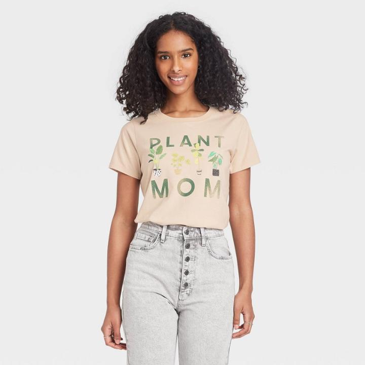 Mighty Fine Women's Plant Mom Short Sleeve Graphic T-shirt - Beige