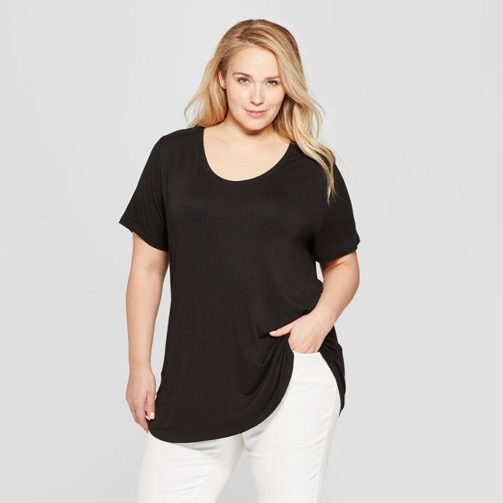Women's Plus Size Short Sleeve Scoop Neck Relaxed T-shirt - Ava & Viv Black