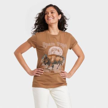 Zoe+liv Women's Roam Free Out West Bison Short Sleeve Graphic T-shirt - Brown