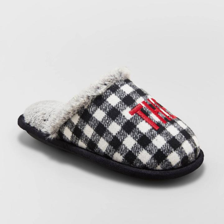 Boys' Family Sleep Prince Slippers - Wondershop Black