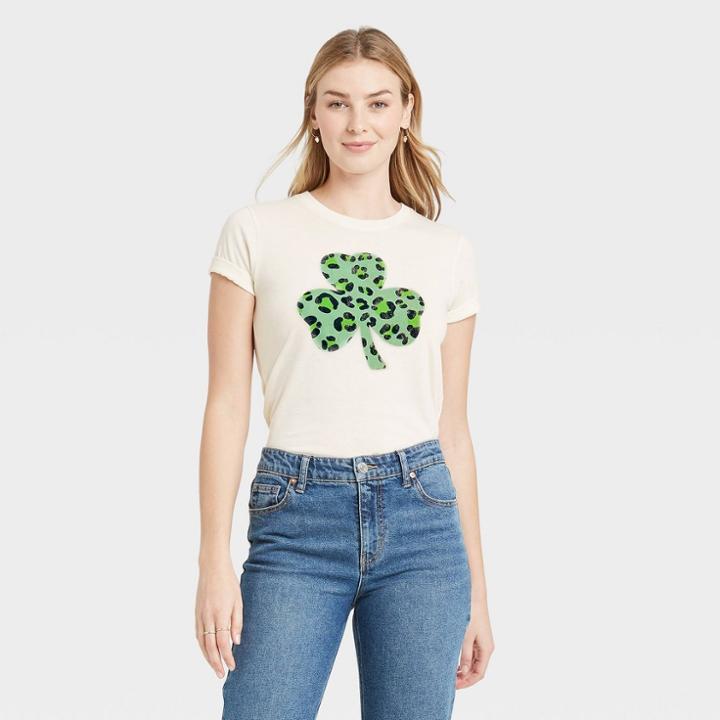 Fifth Sun Women's Leopard Print Clover Value Short Sleeve Graphic T-shirt - Off-white