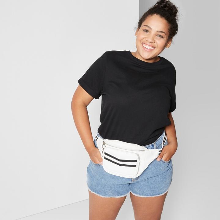 Women's Crew Neck Cropped T-shirt Boxy - Wild Fable Black