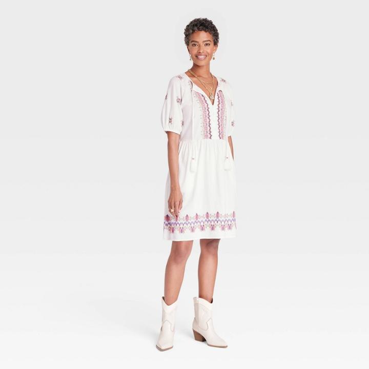 Women's Short Sleeve Embroidered Dress - Knox Rose White