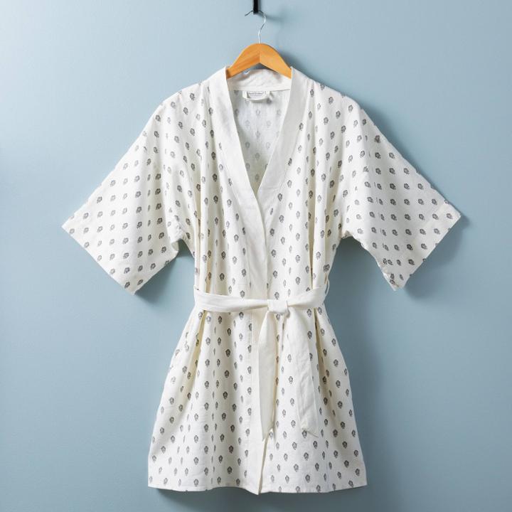 Hearth & Hand With Magnolia Women's Floral Print Robe White/gray - Hearth & Hand With