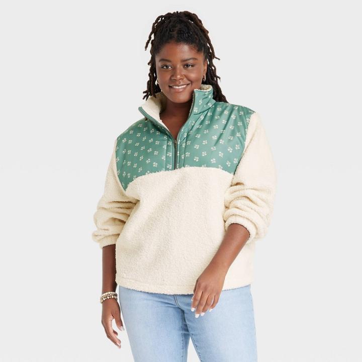 Women's Plus Size Colorblock Quarter Zip Sherpa Sweatshirt - Universal Thread White