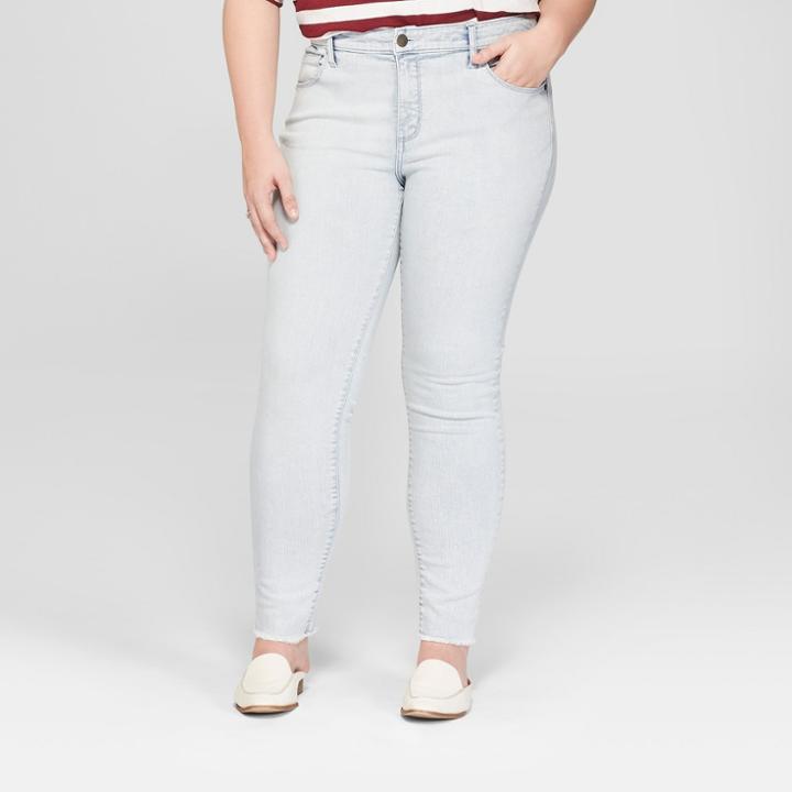 Women's Plus Size Skinny Jeans - Universal Thread Light Wash