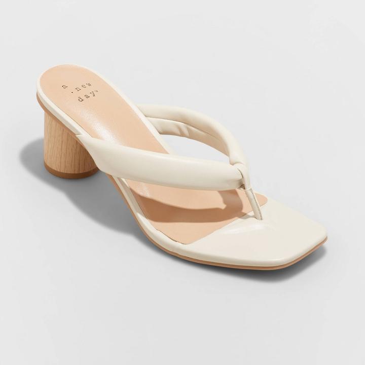 Women's Elvie Pumps - A New Day Cream