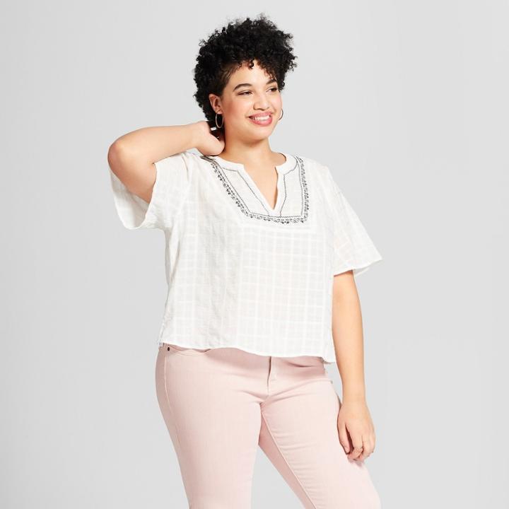 Women's Plus Size Plaid Short Sleeve Embroidered Top - Universal Thread White