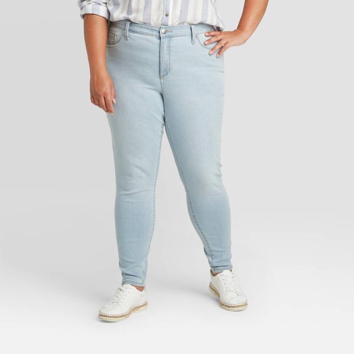 Women's Plus Size Mid-rise Jeans - Universal Thread Light Wash 14w,