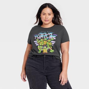 Women's Teenage Mutant Ninja Turtles Plus Size Boyfriend Short Sleeve Graphic T-shirt - Black