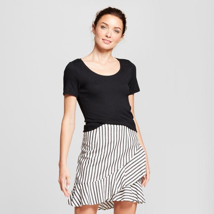 Women's Fitted Short Sleeve Scoop T-shirt - A New Day Black