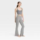 Women's Ribbed Seamless Reversible Tank Top - Colsie Heathered Gray