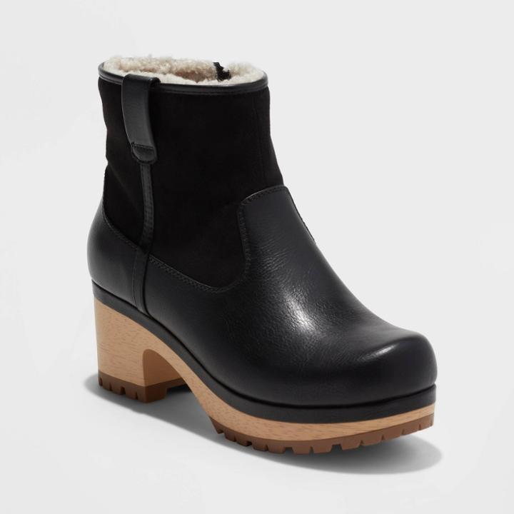Women's Fawn Clog Boots - Universal Thread Black