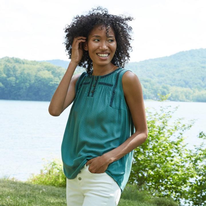 Women's Sleeveless Embroidered Woven Blouse - Knox Rose Green