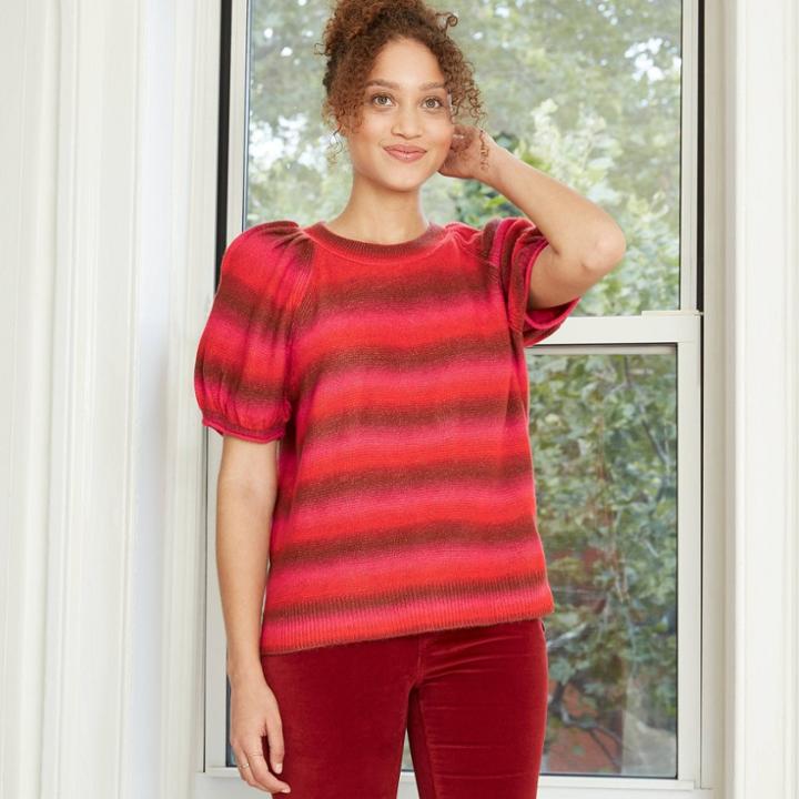 Women's Short Sleeve Crewneck Pullover Sweater - Universal Thread Red