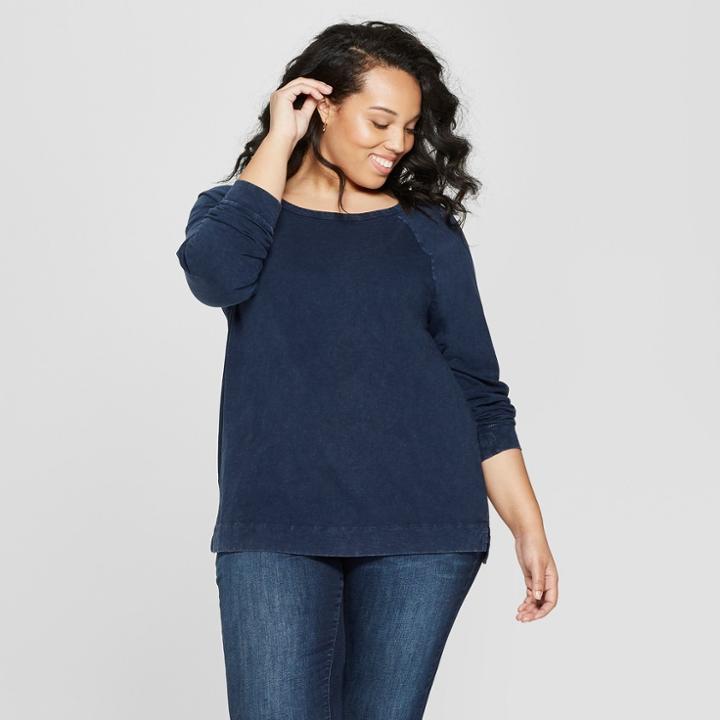 Women's Plus Size Long Sleeve Crew Neck T-shirt - Universal Thread Navy (blue)