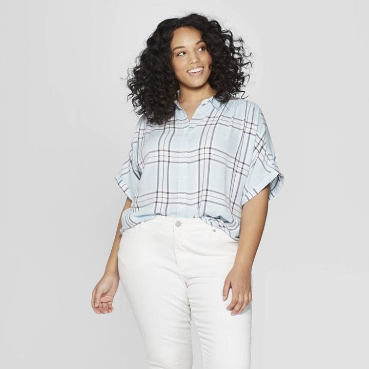 Women's Plus Size Plaid Short Sleeve Camp Shirt - Universal Thread Blue