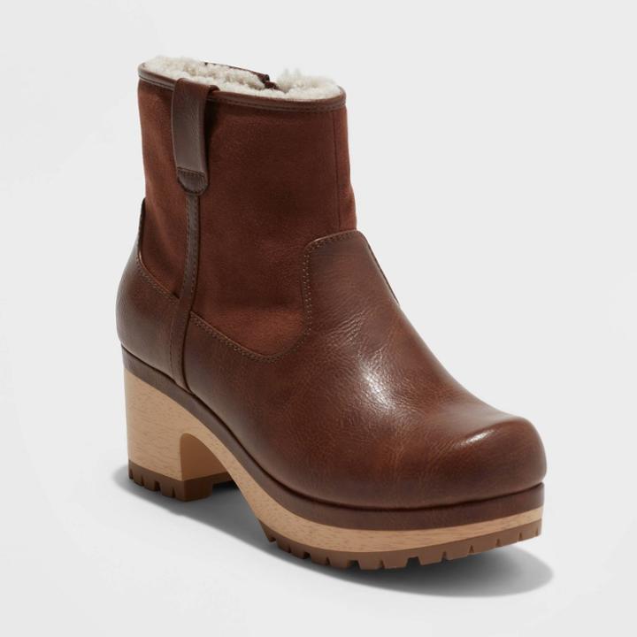 Women's Fawn Clog Boots - Universal Thread Brown