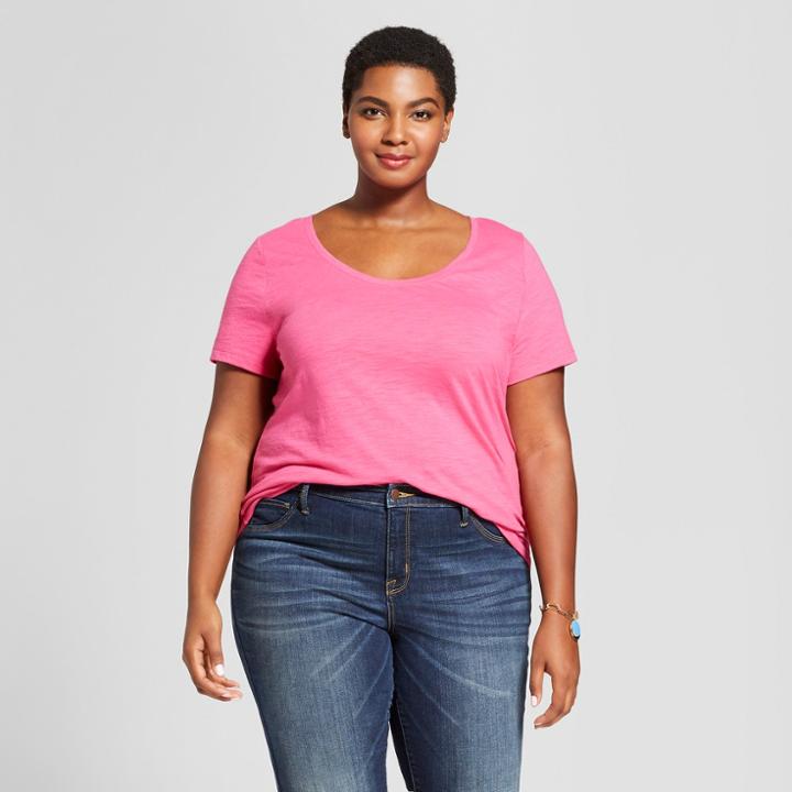 Women's Plus Size Scoop Neck Short Sleeve T-shirt - Ava & Viv Pink