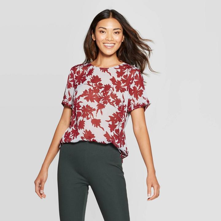 Women's Floral Print Regular Fit Short Sleeve Crewneck T-shirt - A New Day Burgundy