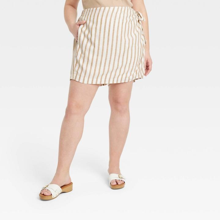Women's Plus Size Wrap Mini Skirt - Ava & Viv Gold