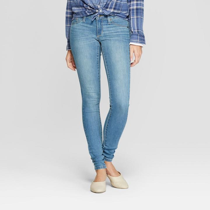 Women's Low-rise Jeggings - Universal Thread Light Wash