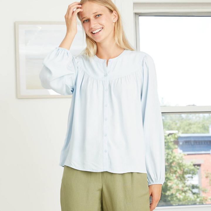 Women's Long Sleeve Button-front Blouse - A New Day Aqua