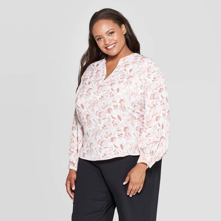 Women's Plus Size Floral Print Long Sleeve V-neck Popover Top - Ava & Viv Blush