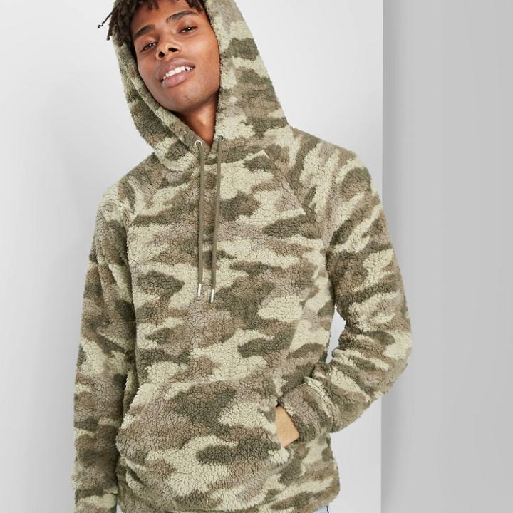 Men's Camo Print Regular Fit Long Sleeve Shepra Hooded Pullover - Original Use Restful Green
