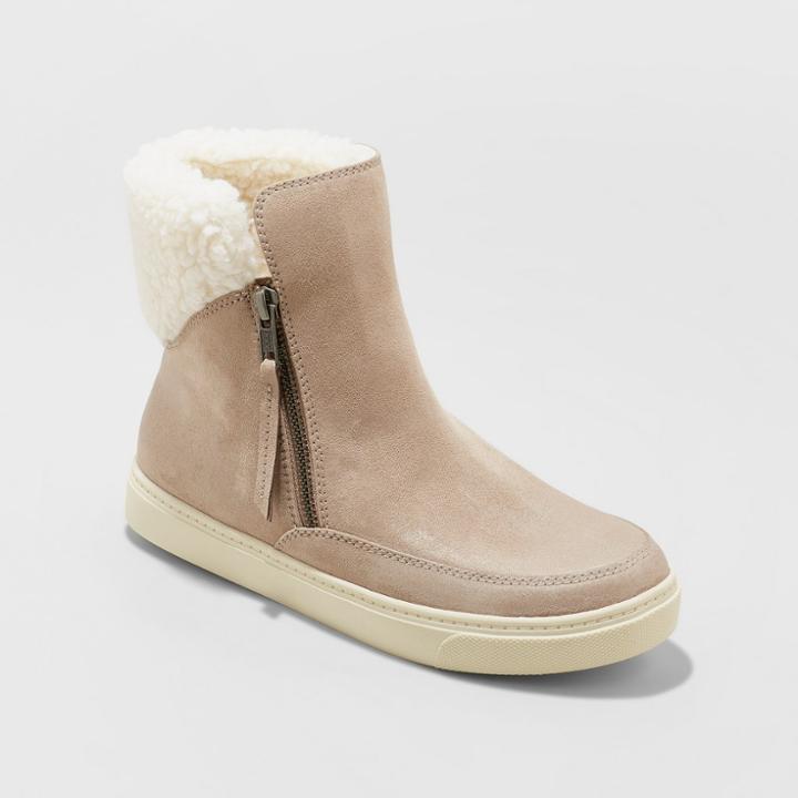 Women's Lei Sneaker Fashion Boots - Universal Thread Gray