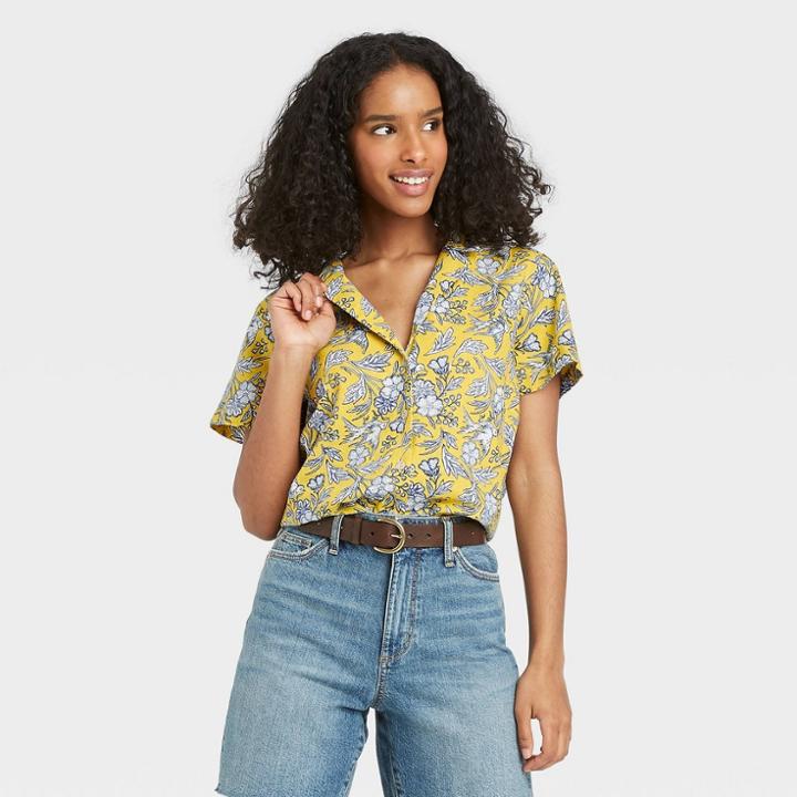 Women's Floral Print Short Sleeve Button-down Shirt - Universal Thread Yellow