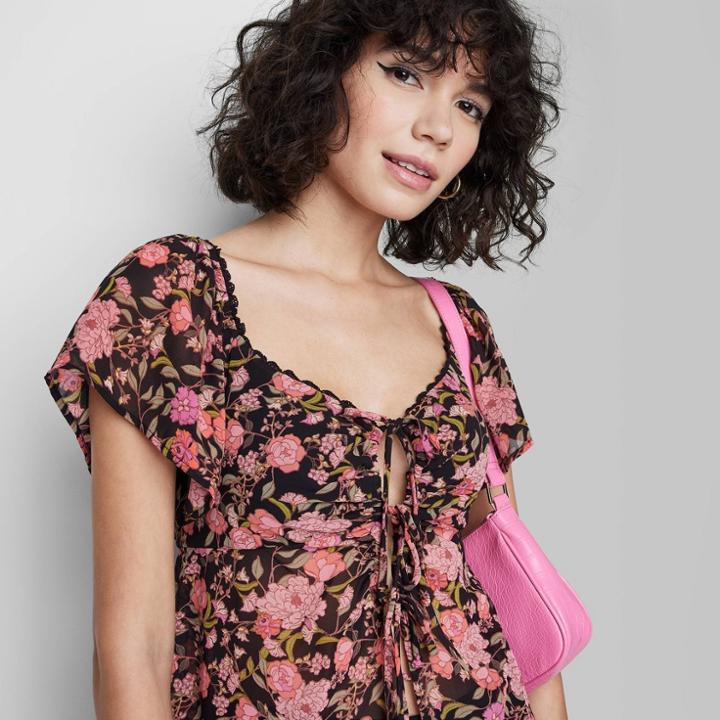 Women's Flutter Short Sleeve Fly Away Top - Wild Fable Black Floral