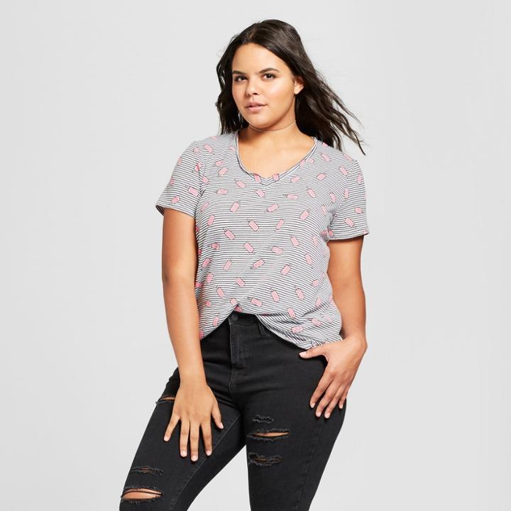 Women's Plus Size Popsicle Raw Edge Short Sleeve V-neck T-shirt - Grayson Threads (juniors') - Black