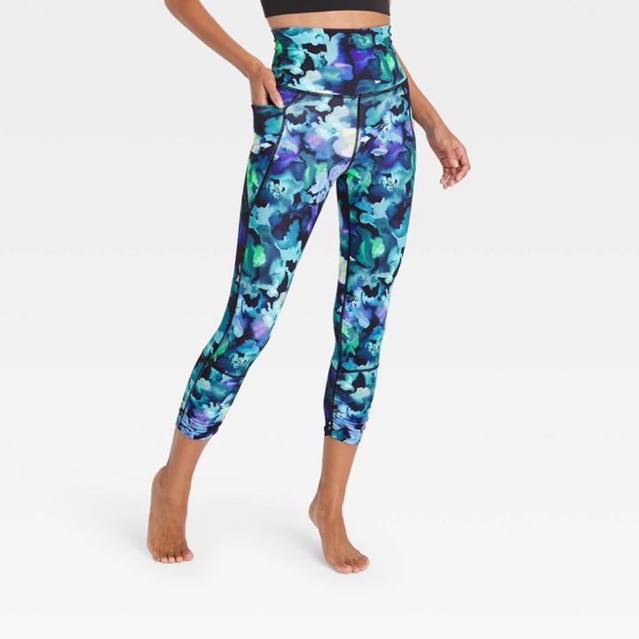 Women's Ultra High-rise Capri Leggings - All In Motion Mint Leaf Xs, Green