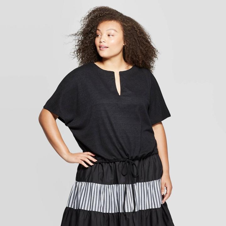 Women's Plus Size Short Sleeve V-neck Textured Knit T-shirt - Who What Wear Black