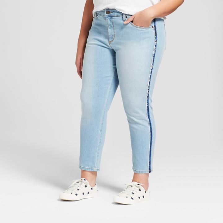 Women's Plus Size Skinny Crop Jeans - Universal Thread Light Wash
