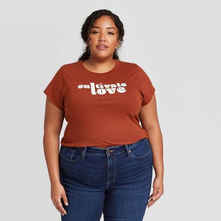 Women's Plus Size Short Sleeve T-shirt - Universal Thread Dark Brown