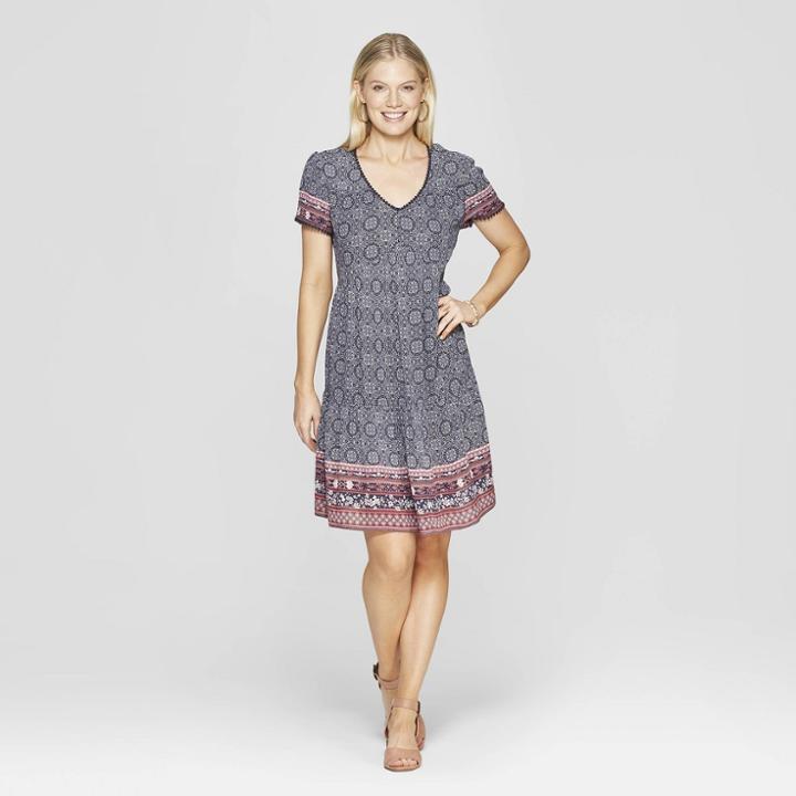 Women's Short Sleeve V-neck Shift Midi Dress With Embroidery - Knox Rose Navy