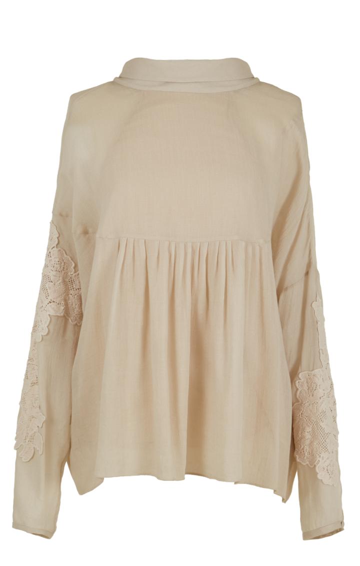 Anai Embroidery Blouse
