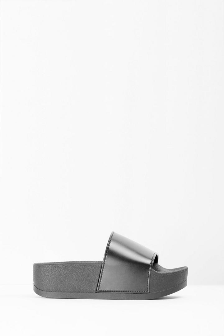 Tobi Chunk Platform Slip-on Sandals