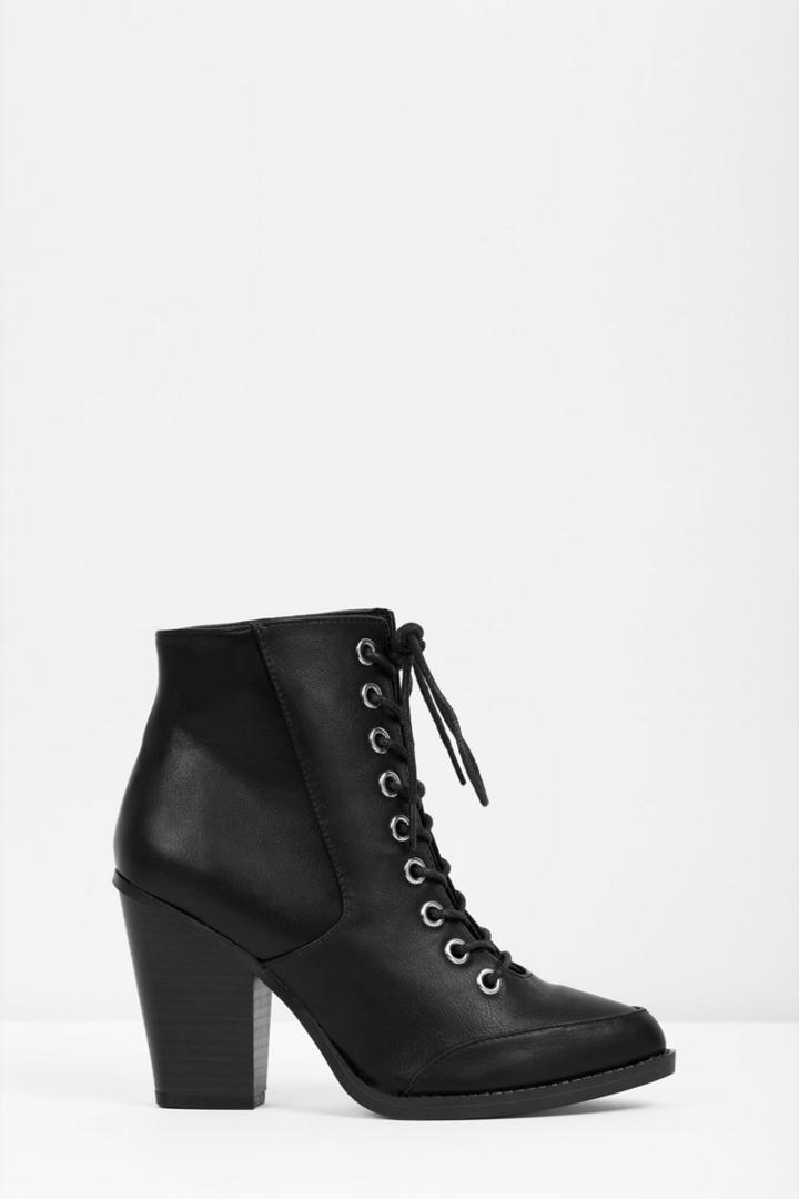 Tobi Dominic Ankle Boots