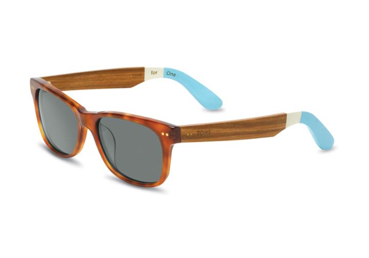 Toms Beachmaster 201 Honey Tortoise Ebony Wood