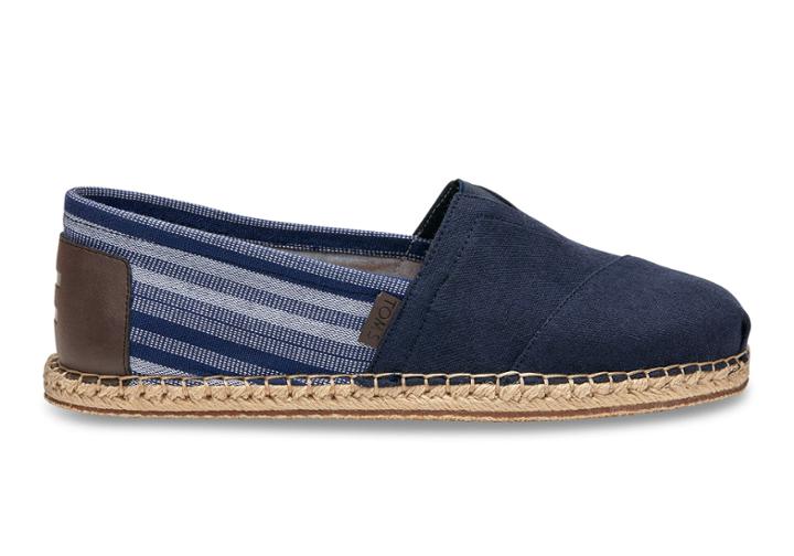 Toms Product Catalog: Footwear Sku:889556132102