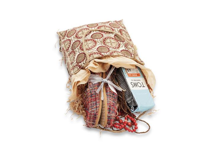 Toms Crimson Medallion Gift Tote