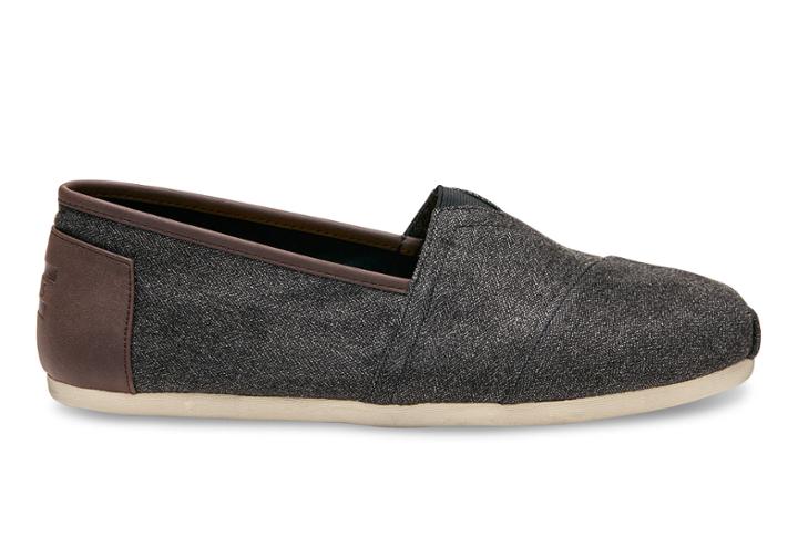 Toms Product Catalog: Footwear Sku:889556131747